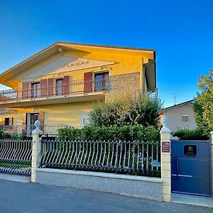  Bed & Breakfast Elena